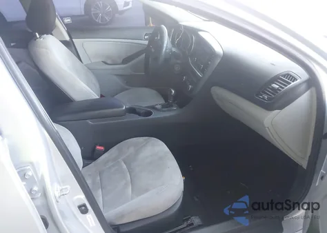 2015 Kia Optima Lx from USA, damaged, VIN 5XXGM4A78FG447737